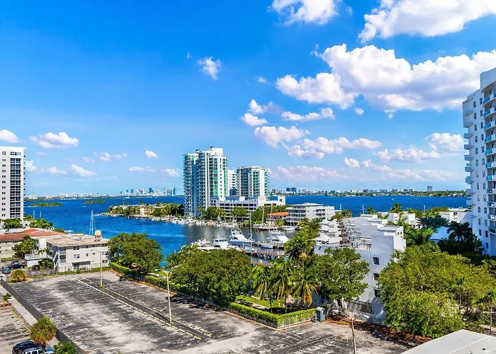 Waterfront Studio With Free Parking