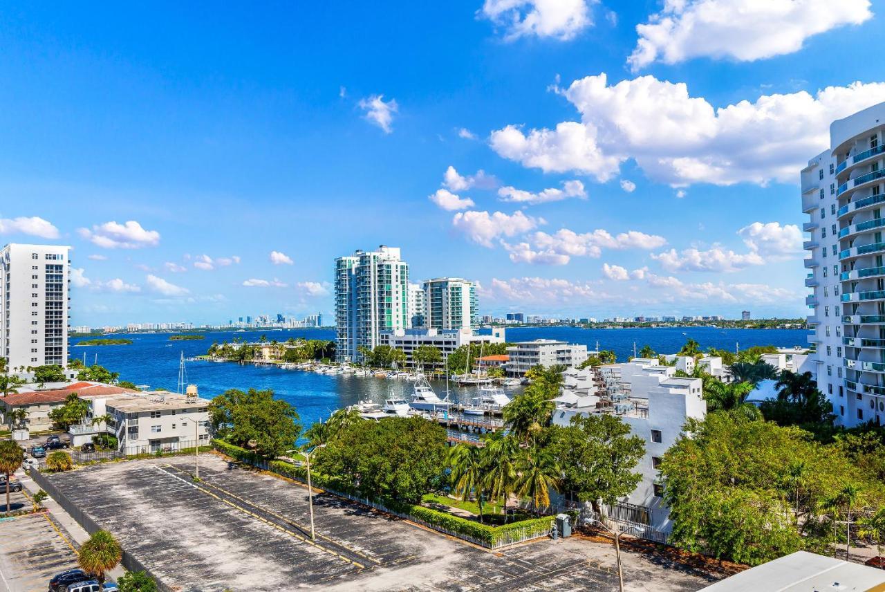 Waterfront With Free Parking Appartamento *