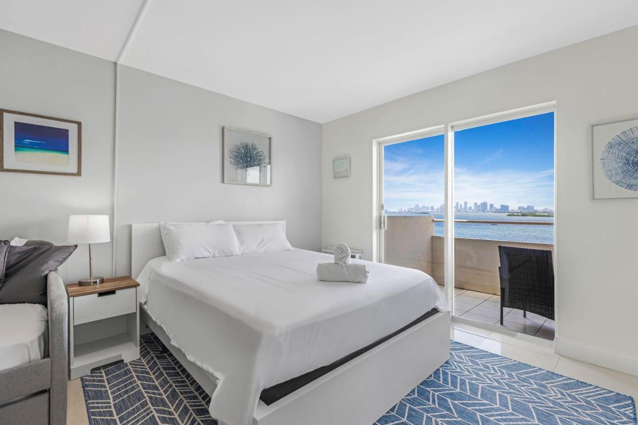 Waterfront With Free Parking Appartement *