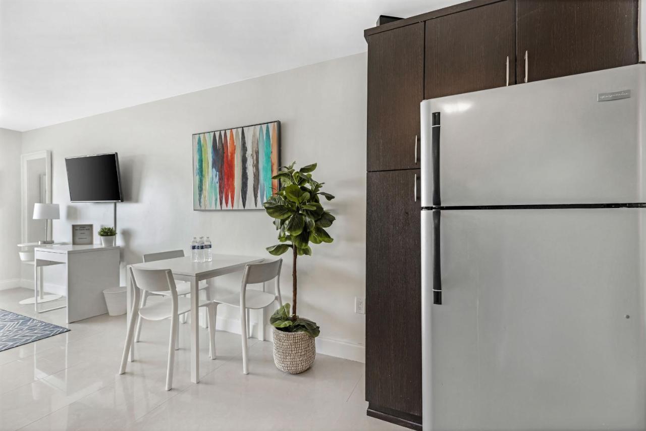 Waterfront With Free Parking Appartement Miami Beach