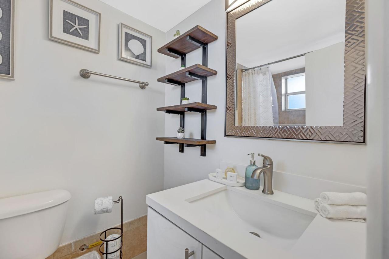 Waterfront With Free Parking Appartement